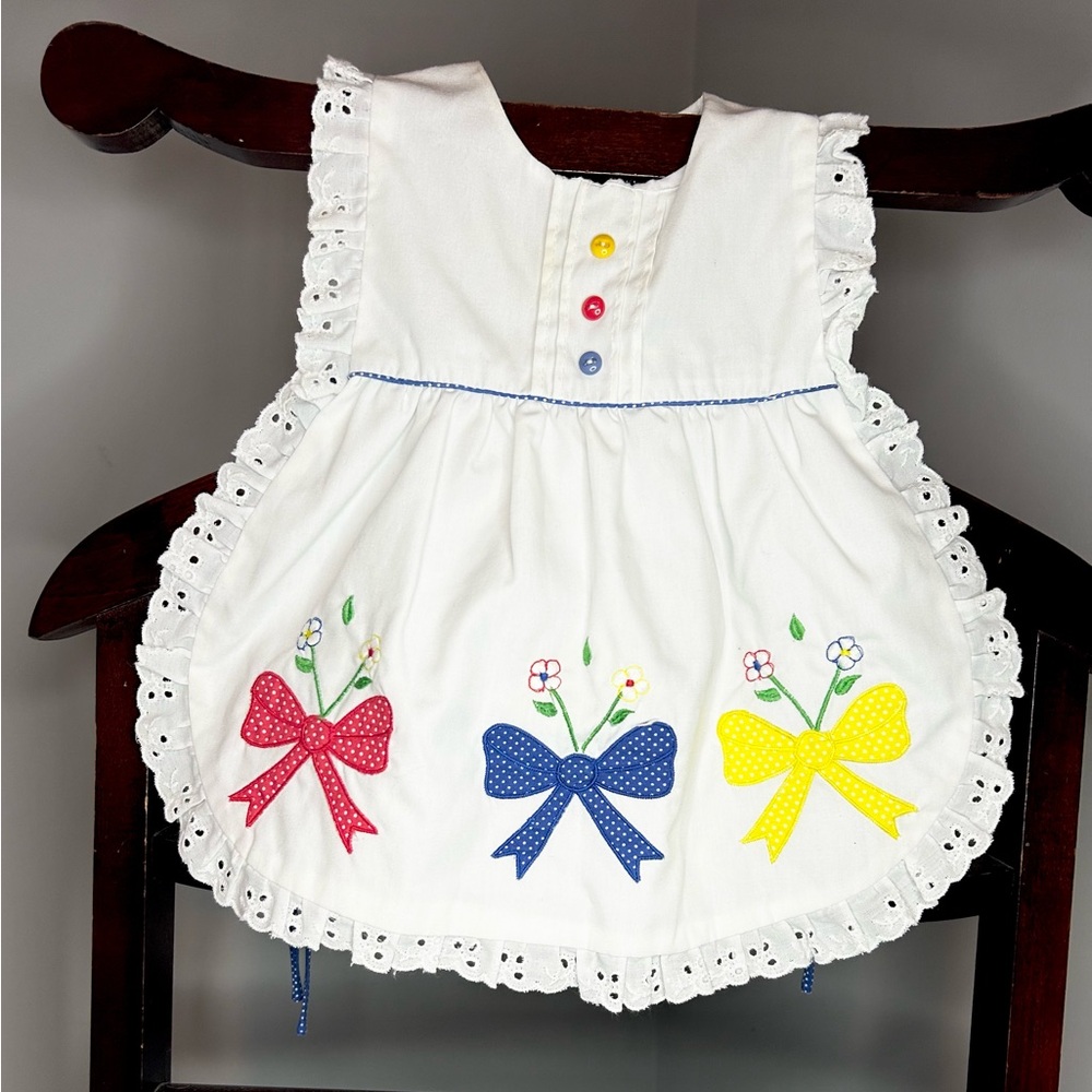 VINTAGE Toddler Floral Top with bows